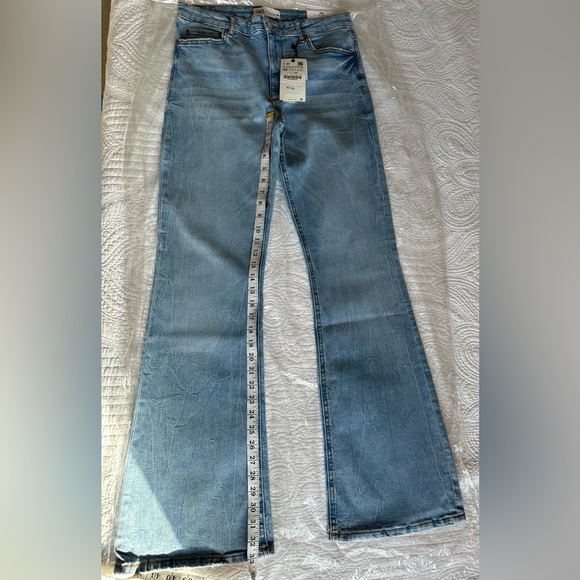 Zara. High waisted, Flare leg. Tall. 👍 Size 10❤️ - Picture 7 of 14